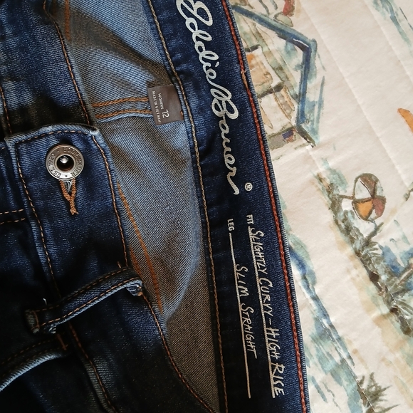 EddieBauer Slightly Curvy High Rise Slim Straight 12 - Picture 7 of 14